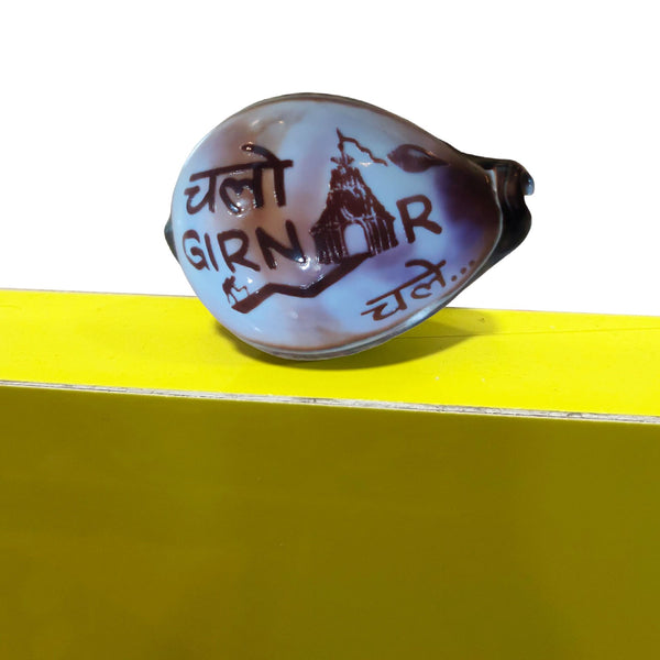 Girnar Shankh Showpiece – Hindi
